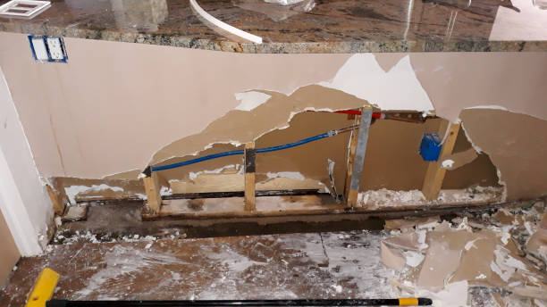 Water damage restoration process in Rich Hill, MO